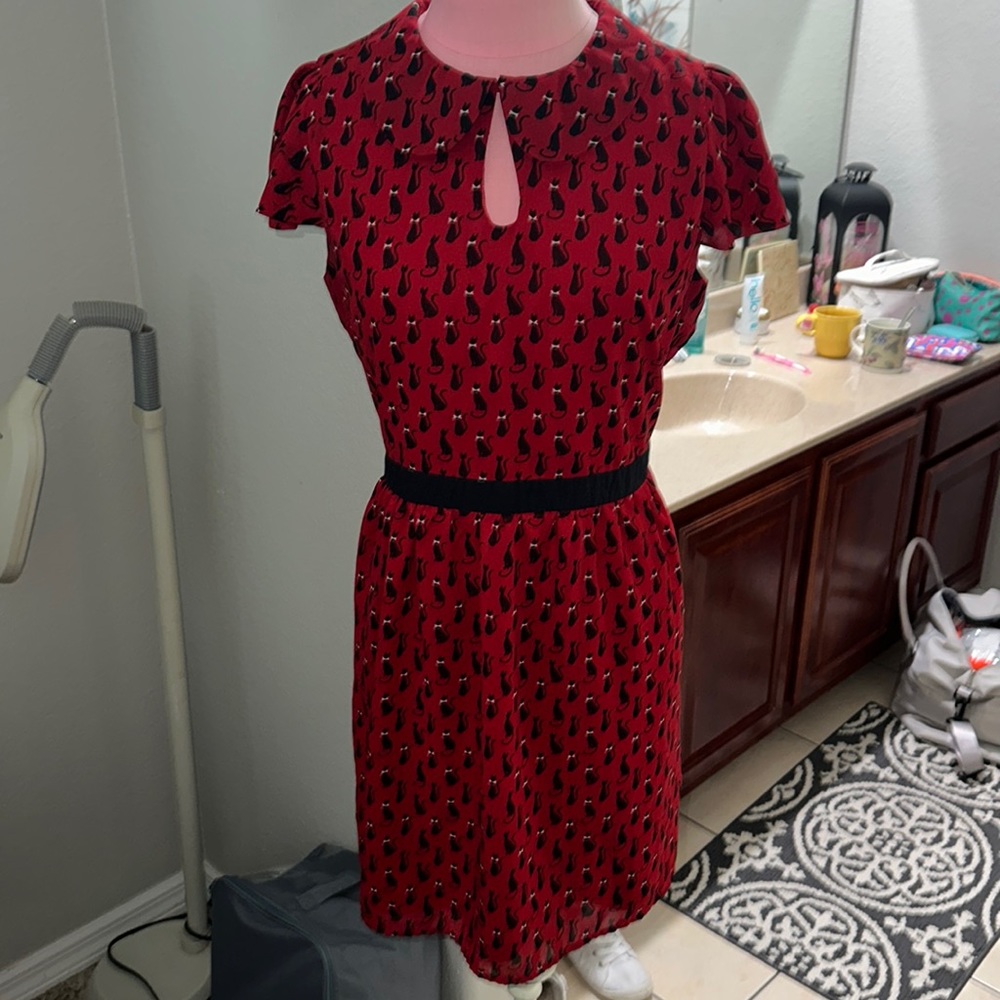 Pinky Large BowTie Cat dress
